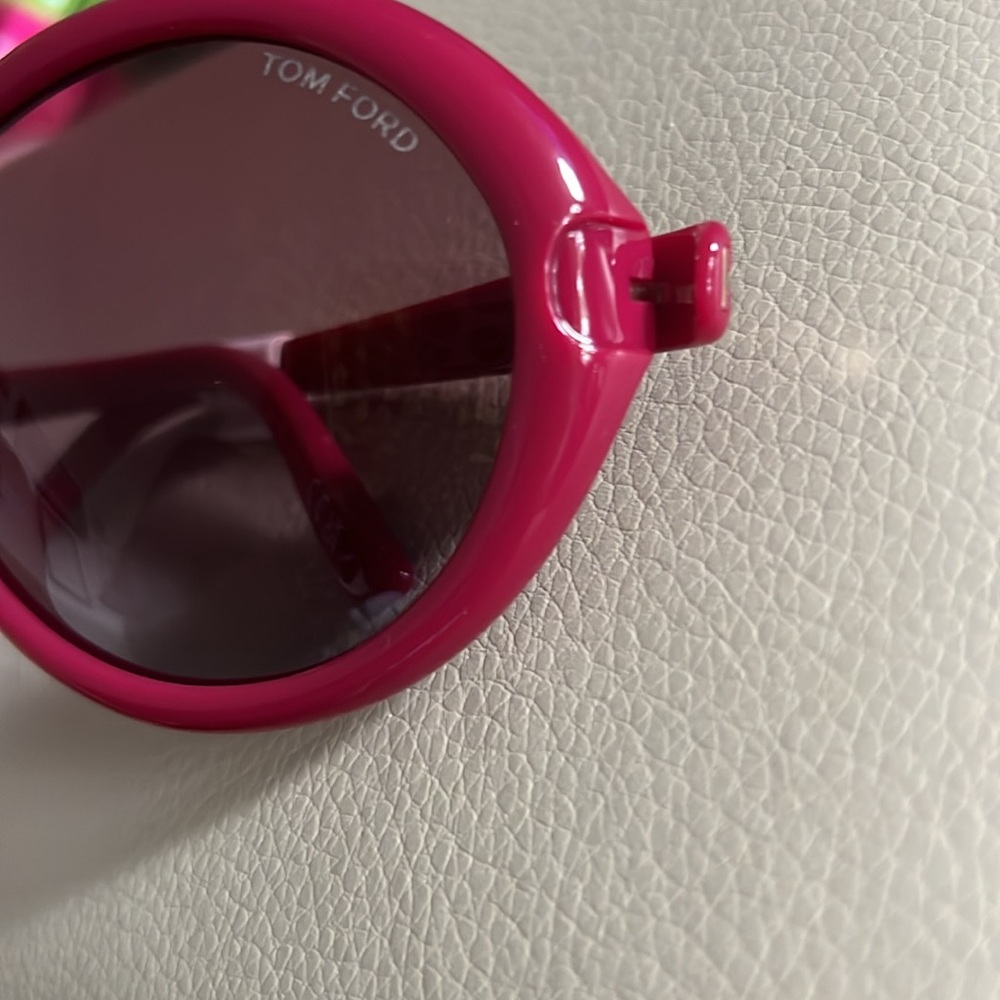 Tom Ford Sunglasses - Picture 6 of 9
